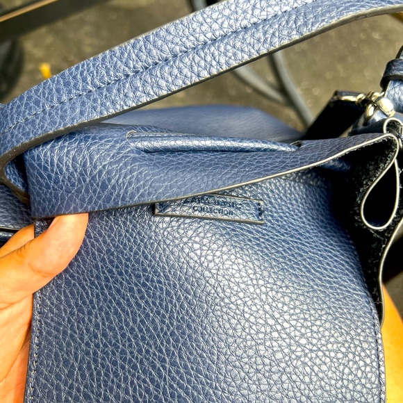 Zara BASIC Navy Blue Bucket Bag - Picture 2 of 2